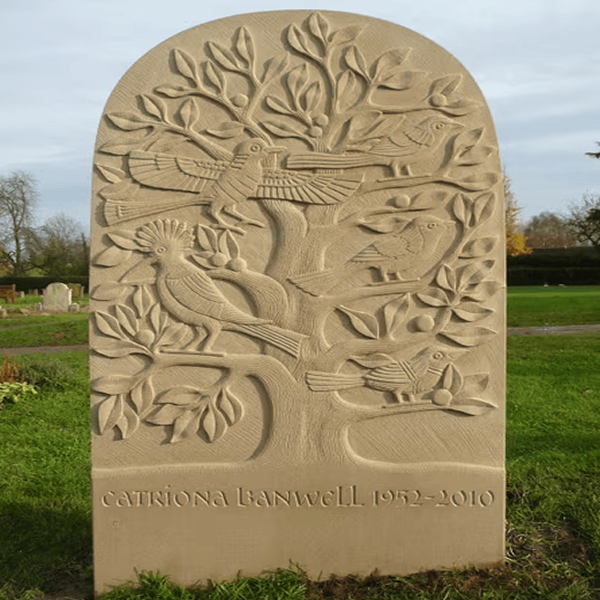 Which Materials Are Best for Memorial Headstones?